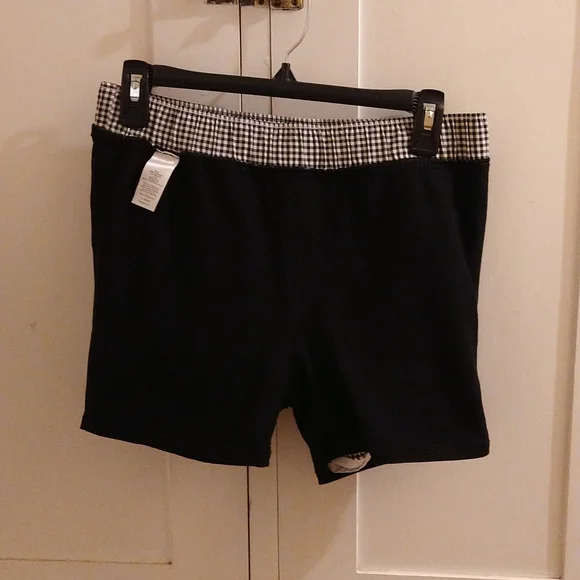 T by Talbot's black/white checked active skirt Sz MP - Picture 9 of 10